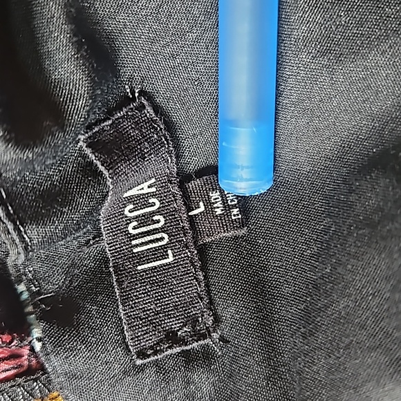 Lucca pleated black flowered mini skirt size large - Picture 10 of 10